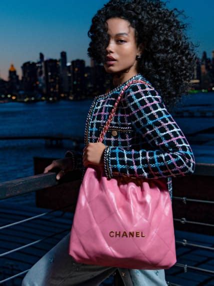 how to wear chanel 22 bag|where to buy Chanel 22.